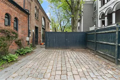 369 Thayer Street, Providence, RI 02906 - Photo 2