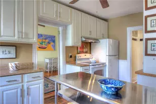 98 John St, Newport, RI 02840 - Photo 10