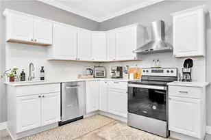 90 University Ave, Providence, RI 02906 - Photo 8