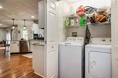 195 Oakland Beach Avenue, Warwick, RI 02889 - Photo 24