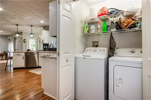 195 Oakland Beach Ave, Warwick, RI 02889 - Photo 24