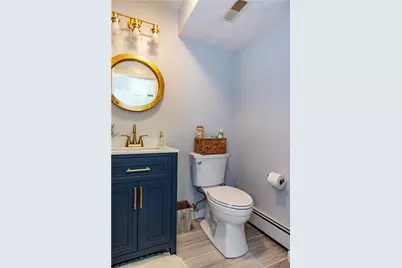 195 Oakland Beach Avenue, Warwick, RI 02889 - Photo 20