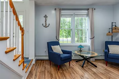 195 Oakland Beach Avenue, Warwick, RI 02889 - Photo 6