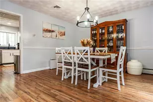 195 Oakland Beach Ave, Warwick, RI 02889 - Photo 10