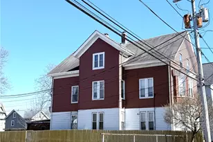 31 Hawes St, Central Falls, RI 02863 - Photo 2