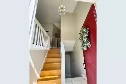 30 Sprague Circle, Johnston, RI 02919 - Photo 4