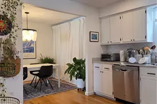 14 Pocahontas Dr, Middletown, RI 02842 - Photo 6