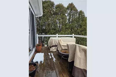 14 Pocahontas Drive, Middletown, RI 02842 - Photo 12