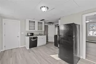 32 Judith St, Providence, RI 02909 - Photo 12