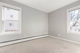 5 Fountain St, West Warwick, RI 02893 - Photo 10