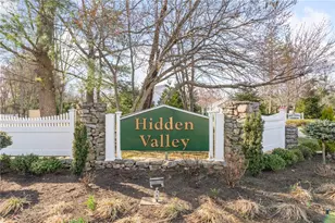 71 Trellis Dr, West Warwick, RI 02893 - Photo 1