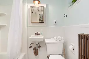 23 S Angell St, Providence, RI 02906 - Photo 18