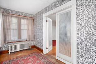89 Burnside St, Cranston, RI 02910 - Photo 12