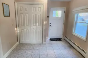 52 Lake Shore Dr, Johnston, RI 02919 - Photo 8