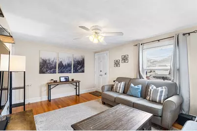 37 Grand Avenue, Pawtucket, RI 02861 - Photo 6