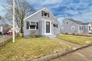 28 Corrente Ave, Pawtucket, RI 02861 - Photo 2