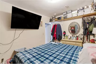 56 Oakland Avenue, Cranston, RI 02910 - Photo 20