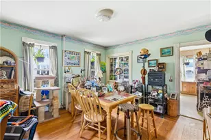 56 Oakland Ave, Cranston, RI 02910 - Photo 36