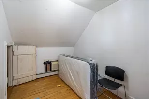 56 Oakland Ave, Cranston, RI 02910 - Photo 32