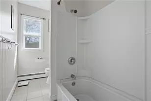 50 Jackson St, Woonsocket, RI 02895 - Photo 20