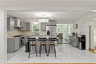 1785 Division Rd, East Greenwich, RI 02818 - Photo 4