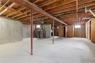 44 Valente Dr, Cranston, RI 02920 - Photo 20