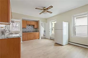 400 Benefit St, Pawtucket, RI 02903 - Photo 16