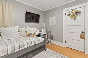 23 Pell St, Newport, RI 02840 - Photo 16