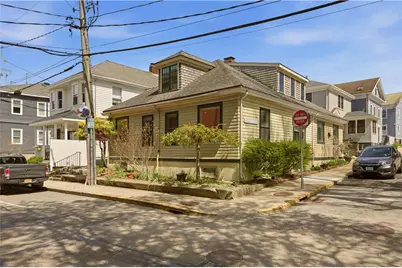24 Spring Street, Newport, RI 02840 - Photo 2