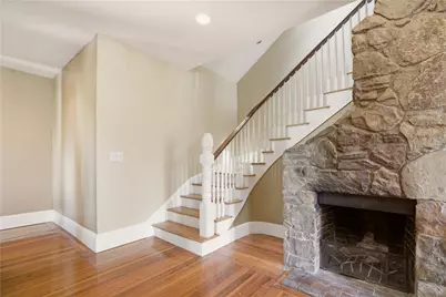24 Spring Street, Newport, RI 02840 - Photo 20