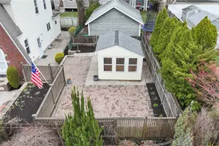 28 Rosewood Ave, Cranston, RI 02905 - Photo 8