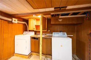 28 Rosewood Ave, Cranston, RI 02905 - Photo 46