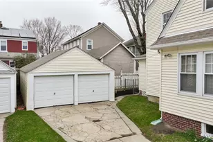 28 Rosewood Ave, Cranston, RI 02905 - Photo 4