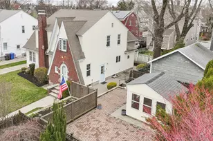 28 Rosewood Ave, Cranston, RI 02905 - Photo 6