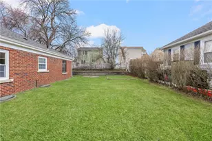 229 Lynch St, Providence, RI 02908 - Photo 38
