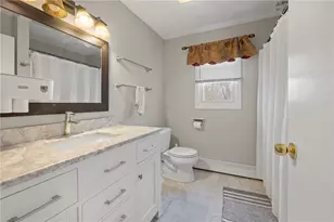 65 Traymore St, Cranston, RI 02920 - Photo 20