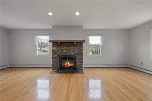 65 Traymore St, Cranston, RI 02920 - Photo 14