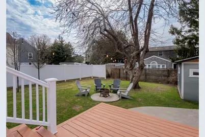 100 Renfrew Avenue, Middletown, RI 02842 - Photo 18
