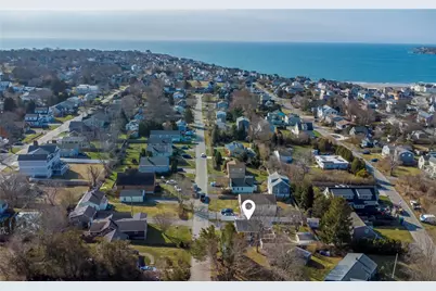 100 Renfrew Avenue, Middletown, RI 02842 - Photo 28