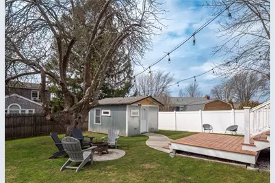 100 Renfrew Avenue, Middletown, RI 02842 - Photo 22