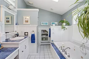 479 Gravelly Hill Rd, South Kingstown, RI 02879 - Photo 18