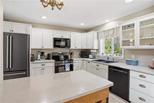 479 Gravelly Hill Rd, South Kingstown, RI 02879 - Photo 12