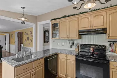 220 Plainfield Pike, Scituate, RI 02857 - Photo 6