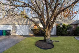 107 Keystone Dr, Warwick, RI 02886 - Photo 16