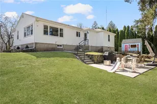 9 Heath St, Johnston, RI 02919 - Photo 2