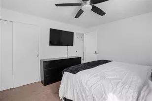 9 Heath St, Johnston, RI 02919 - Photo 16