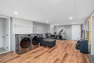 9 Heath St, Johnston, RI 02919 - Photo 24