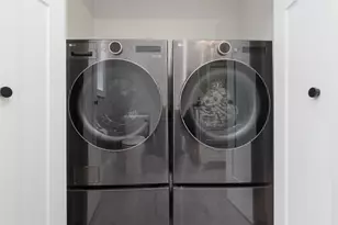 38 Overbrook Ave, Warwick, RI 02889 - Photo 34