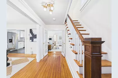 28 Myrtle Avenue, Warwick, RI 02886 - Photo 4