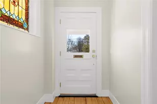 54 E Earle St, Cumberland, RI 02864 - Photo 8